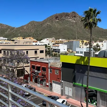 Cosy With Rooftop Terrace And Wifi Apartment *